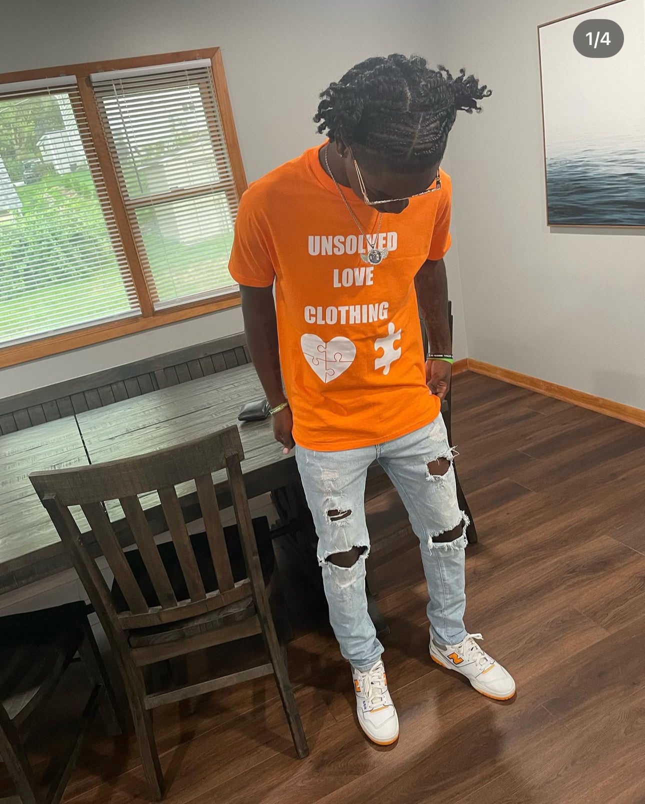 Orange & White Design🧡